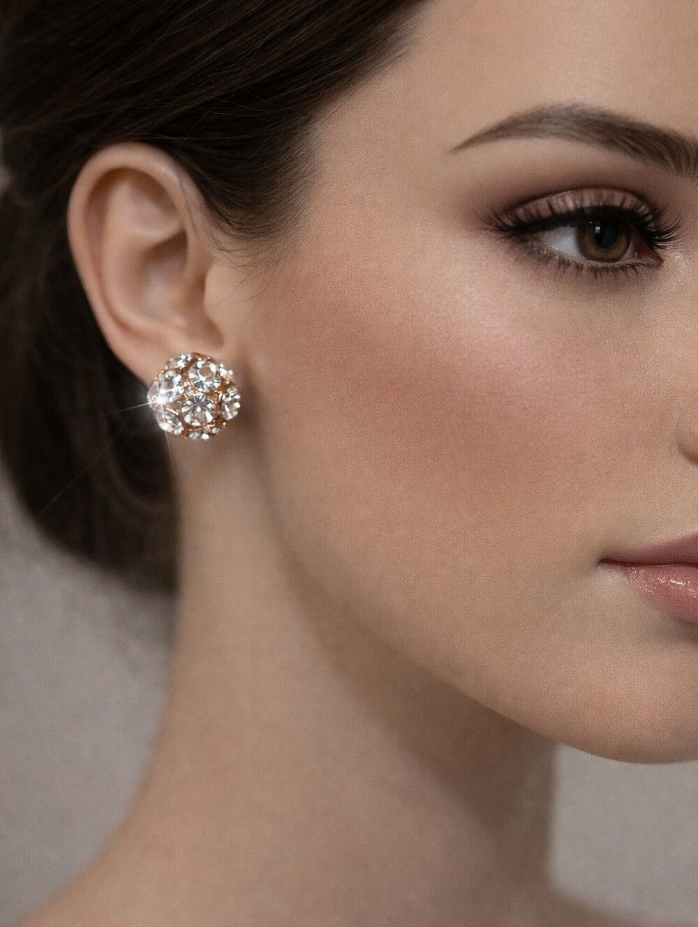 Crystal Cluster Gold Ball Stud Earrings – Elegant Women’s Fashion Jewelry